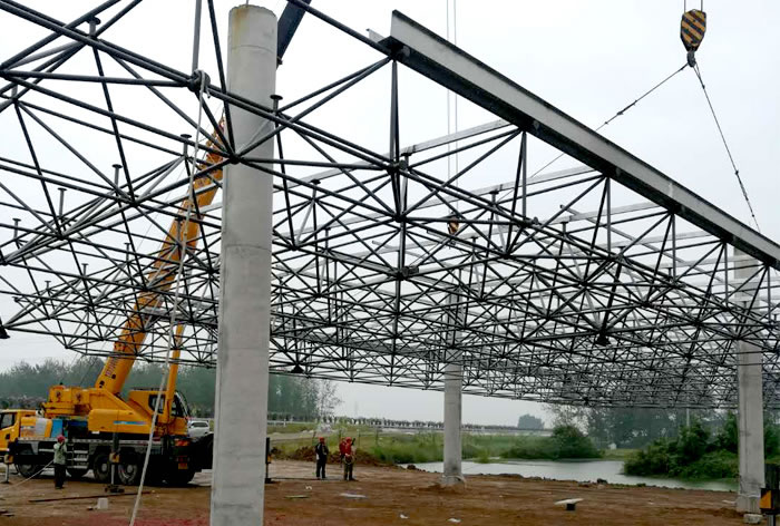 ����վ����